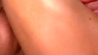Fucking the Hot Bimbo Taylor Vixxen in My POV