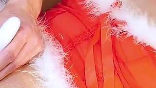 Lolahoop Is Back for Christmas