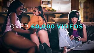 21 SEXTREME - Hot Lesbian Babes Sheril Blossom And Sasha Sparrow Have Some Naughty Fisting Fun