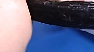 Big Dildo Anal Fun on the Fucking Machine with MILF Lisa Essex