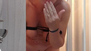 MILF Orgasm in Caravan