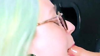 Elizabethhunny Loves Gloryholes