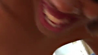 Ebony beauty Bonnie Humphrey blows Richard Nailder