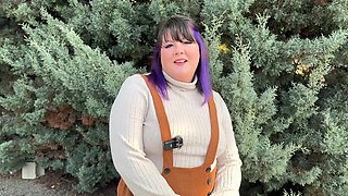 Amateur curvy beauty ignites raw passion with intense homemade desire