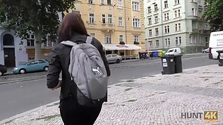 Hunt4k. lady comes to prague to have fun but not for bland museums