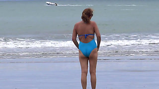First Time Latina Mom Enjoys Sex with Stepson on the Beach, Blowjobs, Fucks, Cumshots