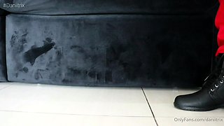 Amateur Foot Fetish Girlfriend Sucks and gives a Footjob