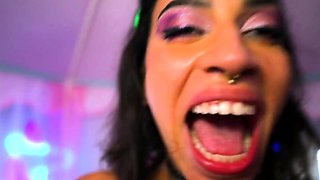 Ravyn Alexa - Ravyn Likes It Hard And Dirty