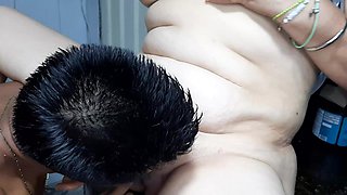 Kissing Passing My Tongue to the Vaginal Lips of This MILF