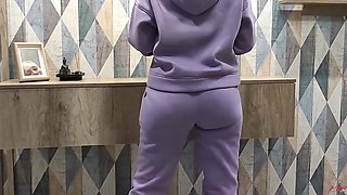 Step-sis with a hell of a trunk is trying to borrow her step-bro's car keys