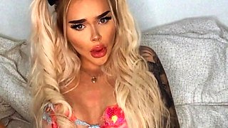 Blonde tight pussy babe solo toy fun in glamour masturbation