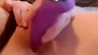 MILF Super Cachonda Con Tremendo Chocho Masturbandose