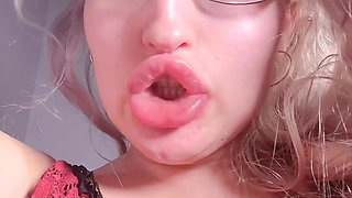 Lip Obsession Tease