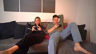 The college-aged-yr-elder bombshell suggested herself instead of toying Xbox