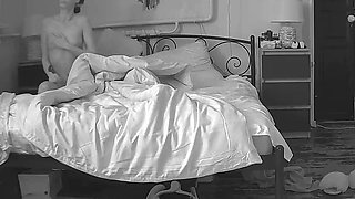 The young stepmother called her stepson to empty his balls, sucking it well