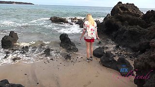 Virtual Vacation In Hawaii With Peyton Coast Part 1