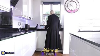 Tall Blonde Housewife Barby Is A Naughty Mature Nympho That Loves To Play With Her Natural Big Boobs