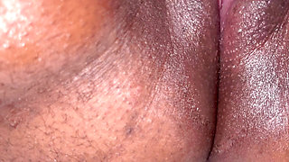 Really Beautiful Desi i can't break up with my girlfriend because has beautiful pussy