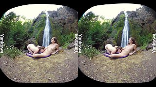 Endza & Sierra Lesbian Camping & Cumming