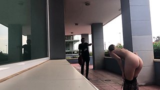 Masturbating amateur cums after solo fun