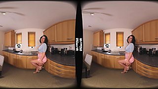 Your Special Tease featuring Chelsea Essex - ZexyVR