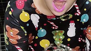 Pissing in My Slut Girlfriend's Mouth
