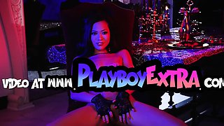 Nude asian teen shows her innocent side