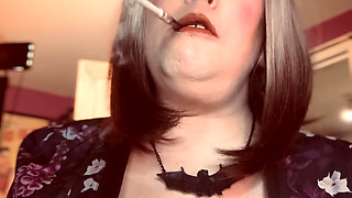 Miss Tina Snua Smokes A Slim Cigarette With A Holder - dangling Dangle Smoking Domme BBW OME OMI Drifts