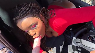 Big booty BBW slut gets creampied in his car