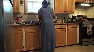 Arab Wife in Germany Lets Horny Husband Fuck Her Asshole - No Vaseline!!!