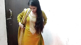 School girl ko paise dekar jabar dasti pela