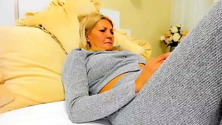 Mature Russian Blonde Free Webcam Porn