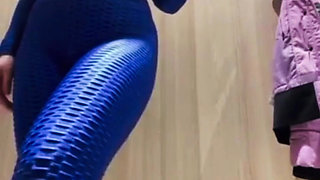 Extreme Squirting in the Locker Room