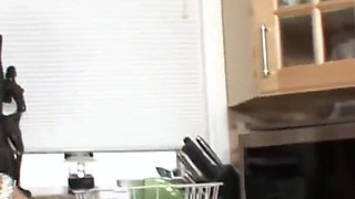 Jessie Fontana sucks and fucks in the kitchen to feel the cum