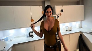 Jasmine Jae - TRICK OR TREAT HALLOWEEN PARTY FUCK