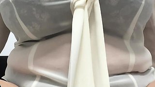 Big boob brunette masturbates on webcam