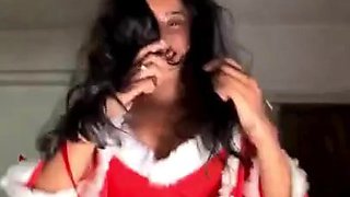 Thea Dsuuza Huge Cleavage Santas Girl (2025) Private App Hot Video - Indian