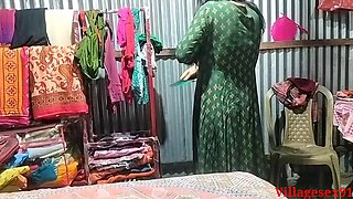 Green Churidar Pe Bhabhi Ki Chudai Kiya Uski Hushband Ne Gud Far Di