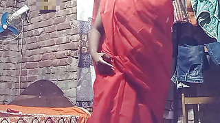 Hot Bhojpuri Strip Dance in Saree Desi Girl Slow Seduction