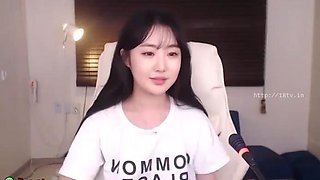 Asian beautiful camgirl with big boobs: Big Tits, Teen  Amateur Porn