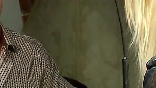 Responds to an ad as a model