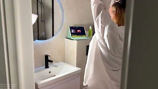 Murmuriel Shower Nudes: Alt Girl Masturbates with Big Dildo in Homemade Solo