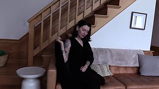 Bettie Bondage – Inheriting The Family Titty Bar