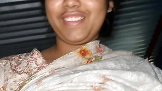 Desi School girl exclusive porn video. Bangladeshi girl viral nudes