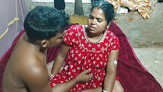 The neighbor brother-in-law made the sister-in-law naked and inserted a finger in her pussy