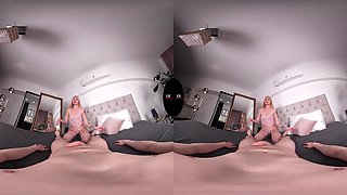 Do Not Miss Luna's Passionate Sex Treat