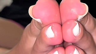 Trapped Between My Giant Feet Pt 2