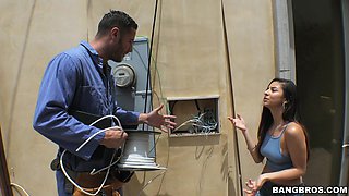 Nina North trades cable package for pussy