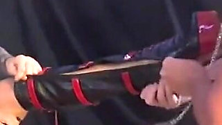 Submissive Fails to Please the Mistress!
