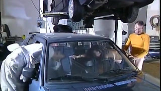 DP milf enjoys her sex in car threesome